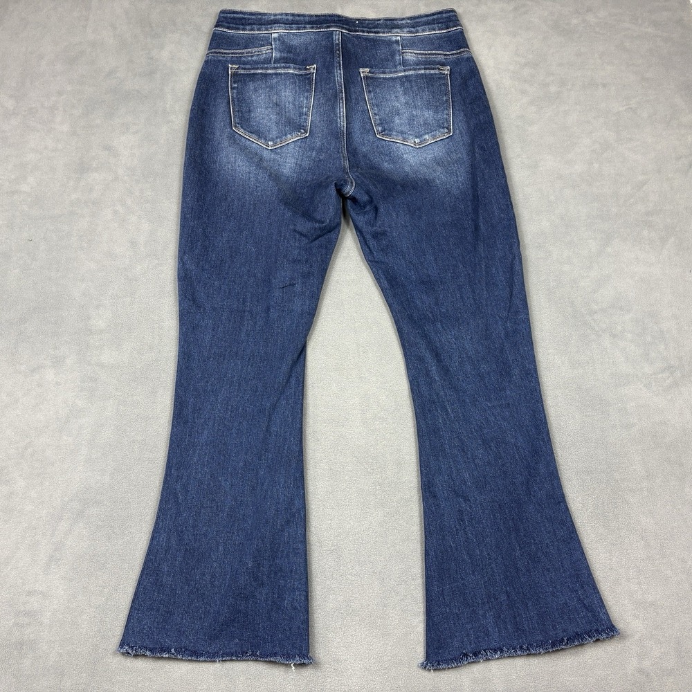 KanCan Size 31 Flare Jeans Dark Wash Frayed Hem Stretch Denim - Picture 3 of 8